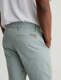 Wanderer Short Sulfur Matcha Latte Slim Trouser Short MENS BOTTOMS Photo 7