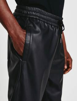 Kenji Sweatpant Pure Black Classic Sweatpant MENS TOPS Photo 2