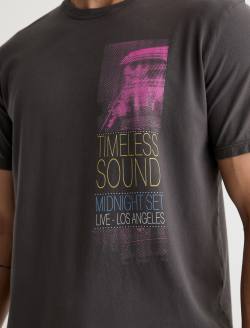 Bryce Crew P Timeless Sound Evening Smoke Classic Graphic Tee MENS TOPS Photo 3