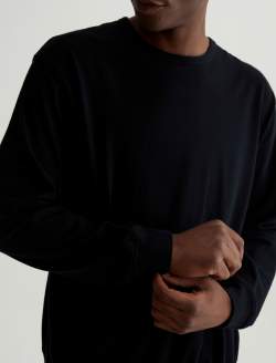 Wesley Pullover True Black Relaxed Crew Neck Pullover MENS TOPS Photo 2