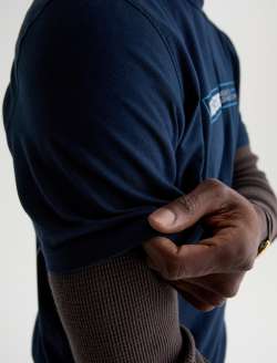 Bryce Crew Indigo Sessions Deep Navy Classic Graphic Tee MENS TOPS Photo 6