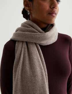Skyler Scarf Urban Taupe Oversized Cashmere Scarf ACCESSORIES Photo 3