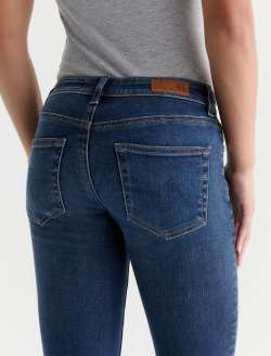 Sandra Petite Jean Havana Low-Rise Straight WOMENS BOTTOMS Photo 7