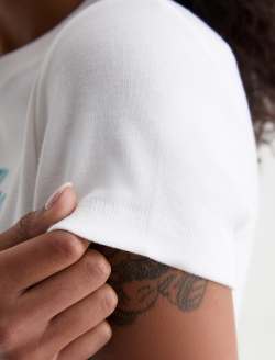 Sadie Crew Cheers Hour Powder 90's Vintage Crop Tee WOMENS TOPS Photo 6