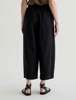 Jasmin Super Black Relaxed Barrel WOMENS BOTTOMS Photo 8