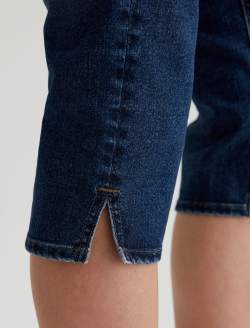 Maisie 360° Hyacinth Pull On Capri WOMENS BOTTOMS Photo 6