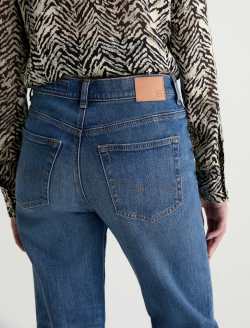 Brinley Jean Main Street Mid-Rise Straight WOMENS BOTTOMS Photo 7