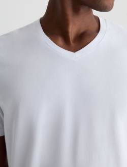 Bryce Vee True White Classic Fit Vee MENS TOPS Photo 2