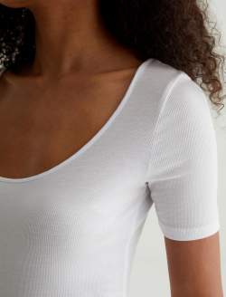 Womens Jaxon Scoop True White at AG Jeans Official Store
