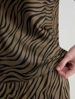 Nicola Modern Zebra Mossy Taupe/Black Silk Double Scoop Tank WOMENS TOPS Photo 6