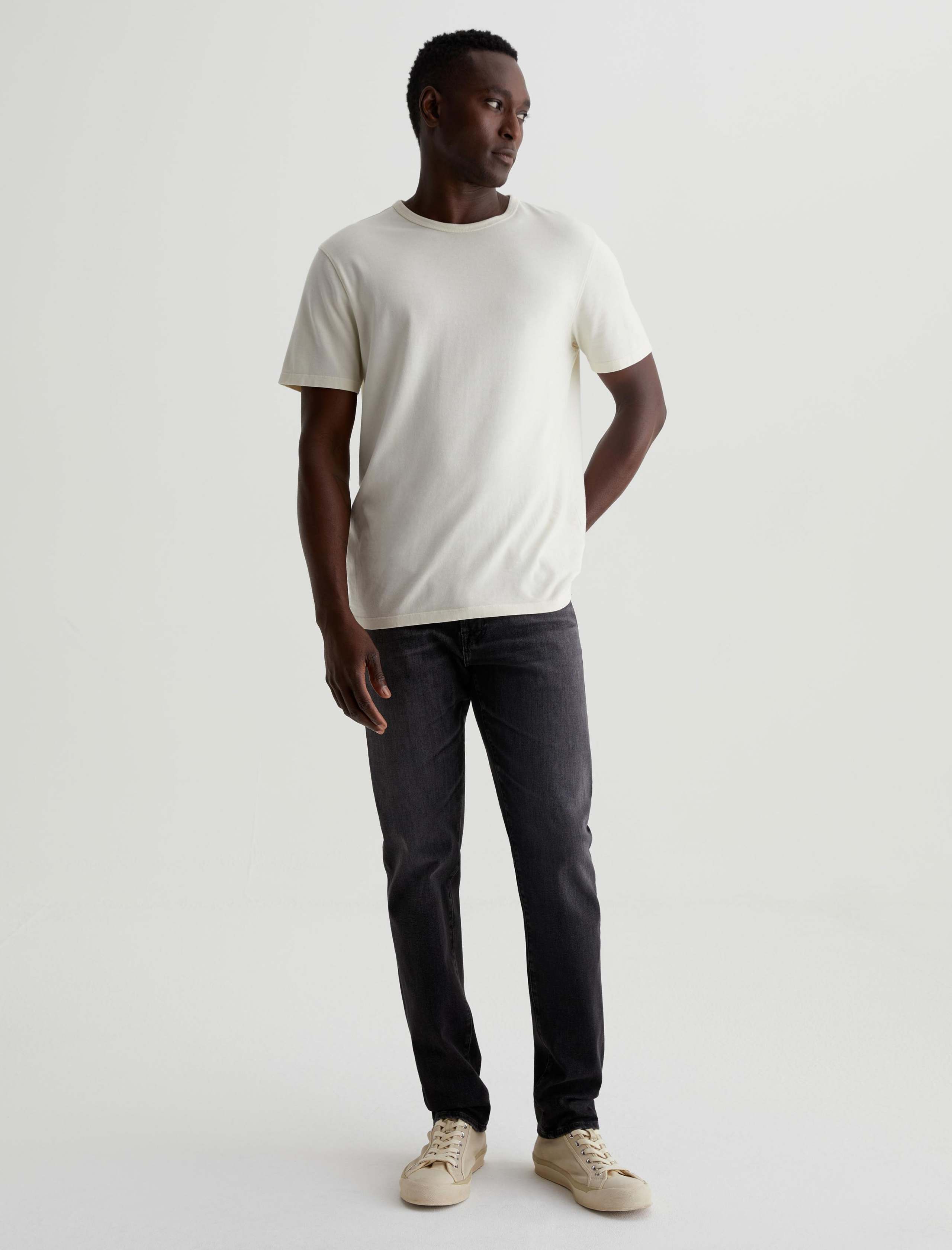 Dylan at AG Jeans Official Store