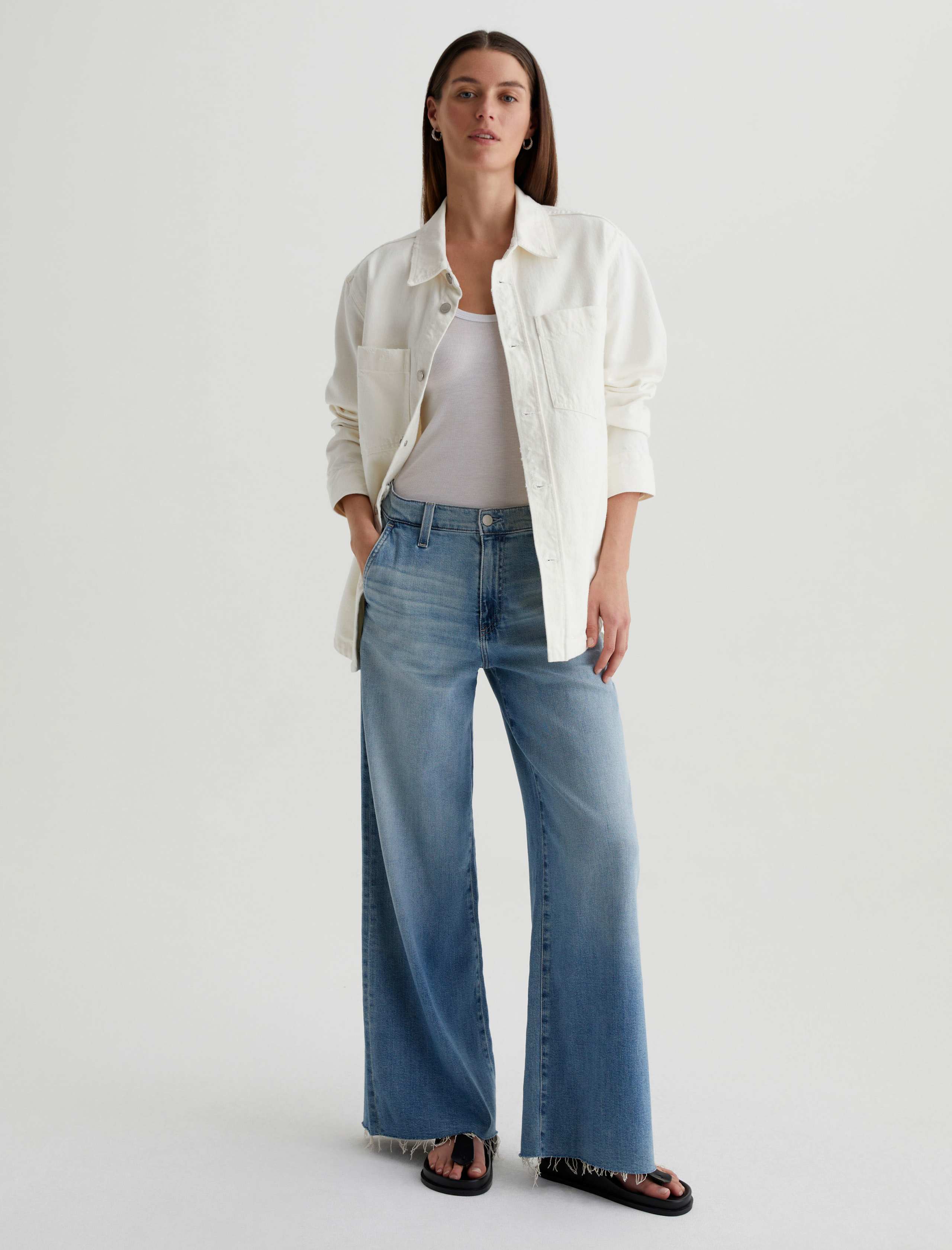 パンツ   JEANS Woman Pants Ivory J20J225334 ADA Sandie Denim Wide Leg Pants | GUESS Factory